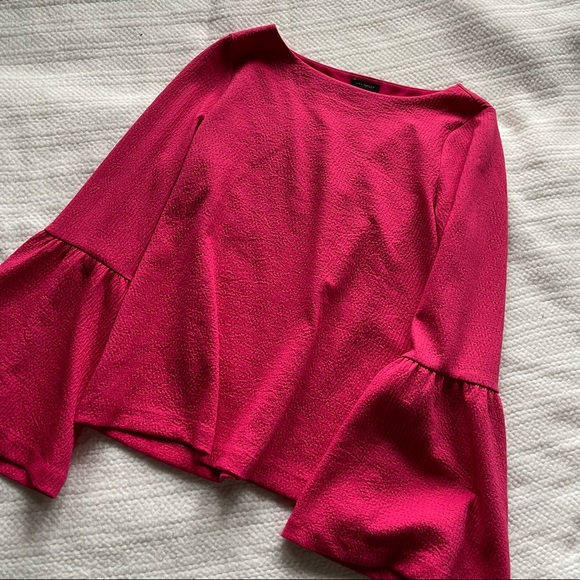 Ann Taylor bell sleeve top - Picture 5 of 8